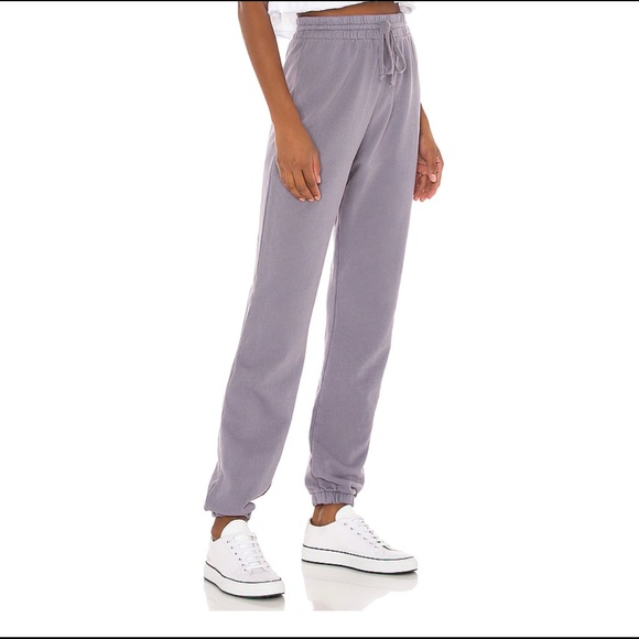 Sweatpant in Lilac Stone
LNA SMALL - Picture 2 of 4